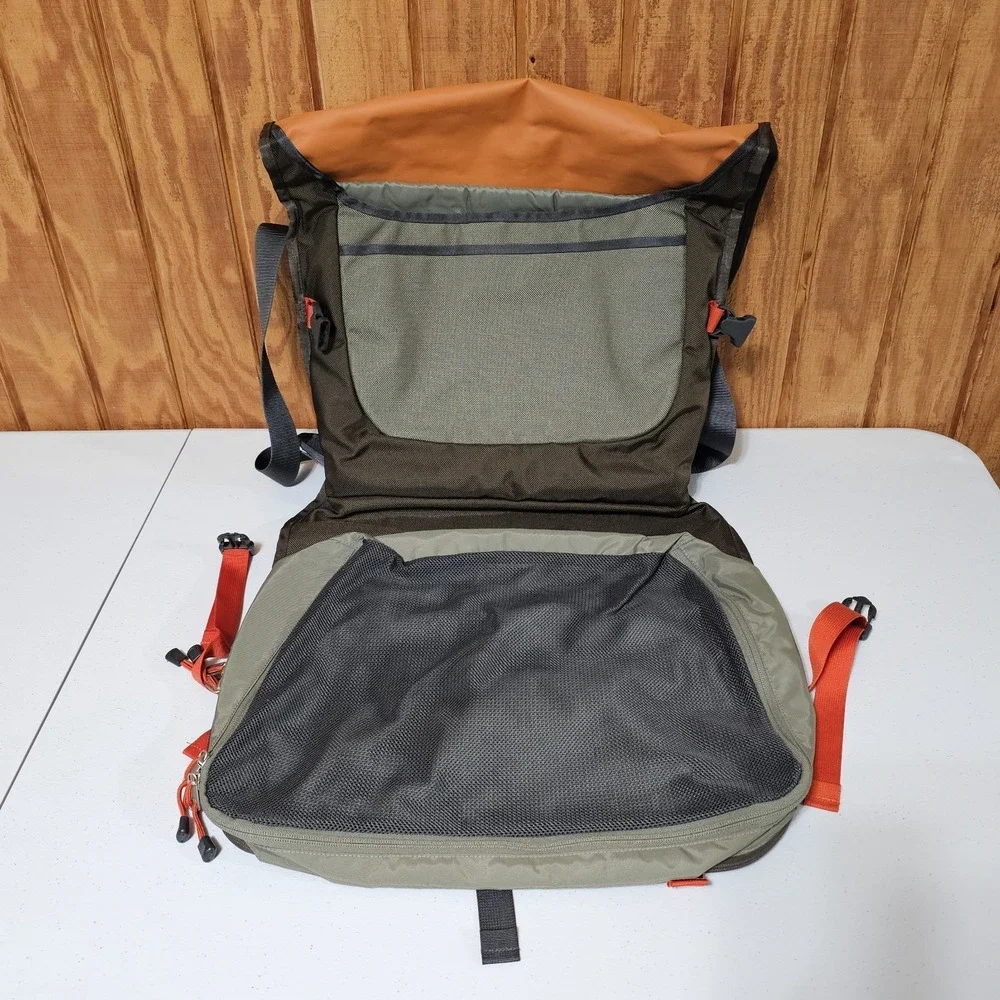 The North Face Oversized XL Messenger Bag TriFold Laptop Luggage Travel Shoulder